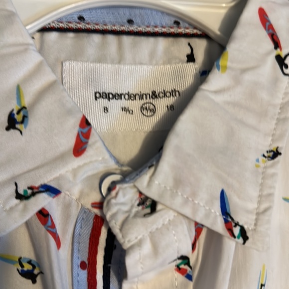 Never Worn Paperdenim&cloth Boys Surfing Button Down Shirt Size is ages 14/16. - Picture 4 of 4
